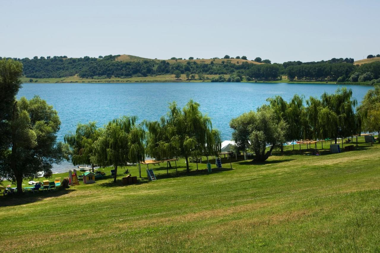 Agriturismo Potrero Grande Sul Lago Di Martignano Con Spiaggia Campagnano Di Roma Luaran gambar